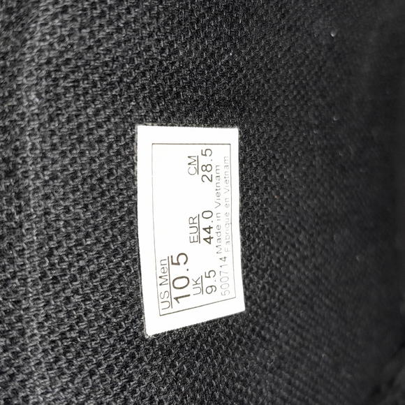 NWOT Black Daheny Classic Vans Men's Size 9 - Picture 5 of 5